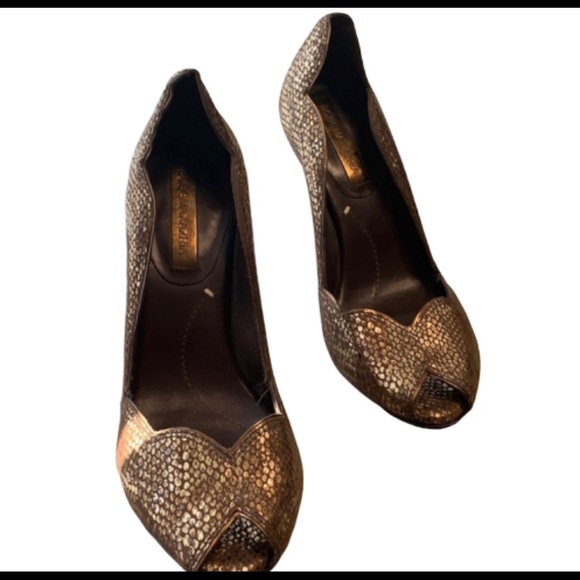 BCBG snakeskin print gold and brown heels 4” - Picture 2 of 8